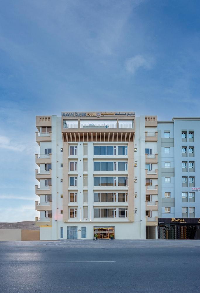 Centara Life Muscat Dunes Hotel Eksteriør bilde