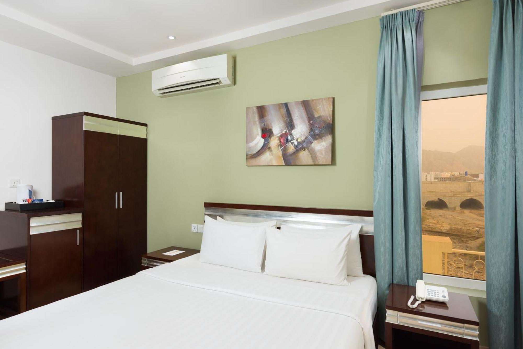 Centara Life Muscat Dunes Hotel Eksteriør bilde