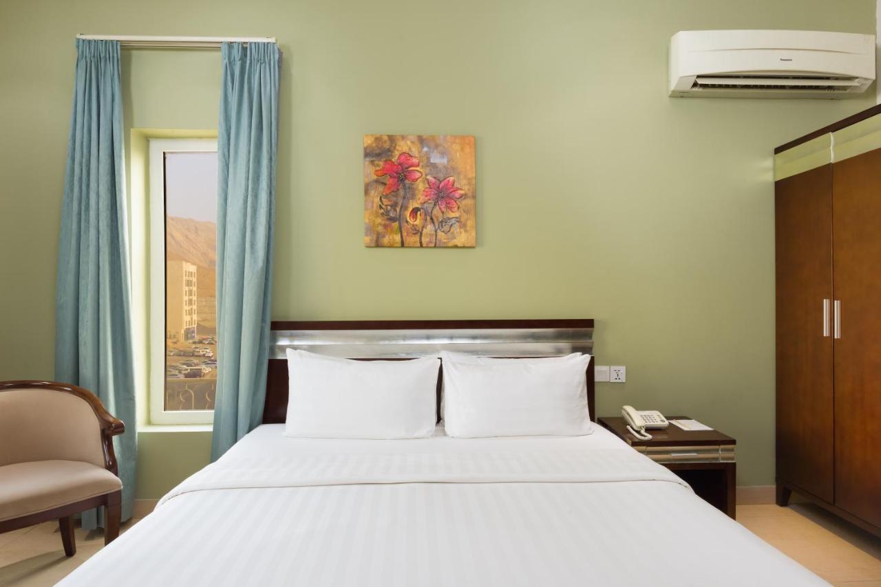 Centara Life Muscat Dunes Hotel Eksteriør bilde